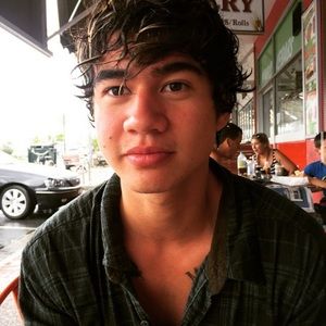 Meet your Posher, Ava